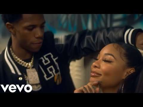 A Boogie Wit Da Hoodie – Look Back At It [Clean Lyrics + Video]