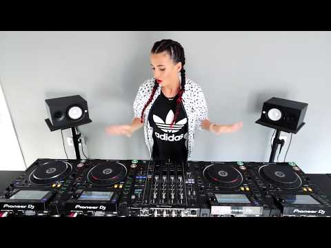 Juicy M – New 4 CDJ mixing video